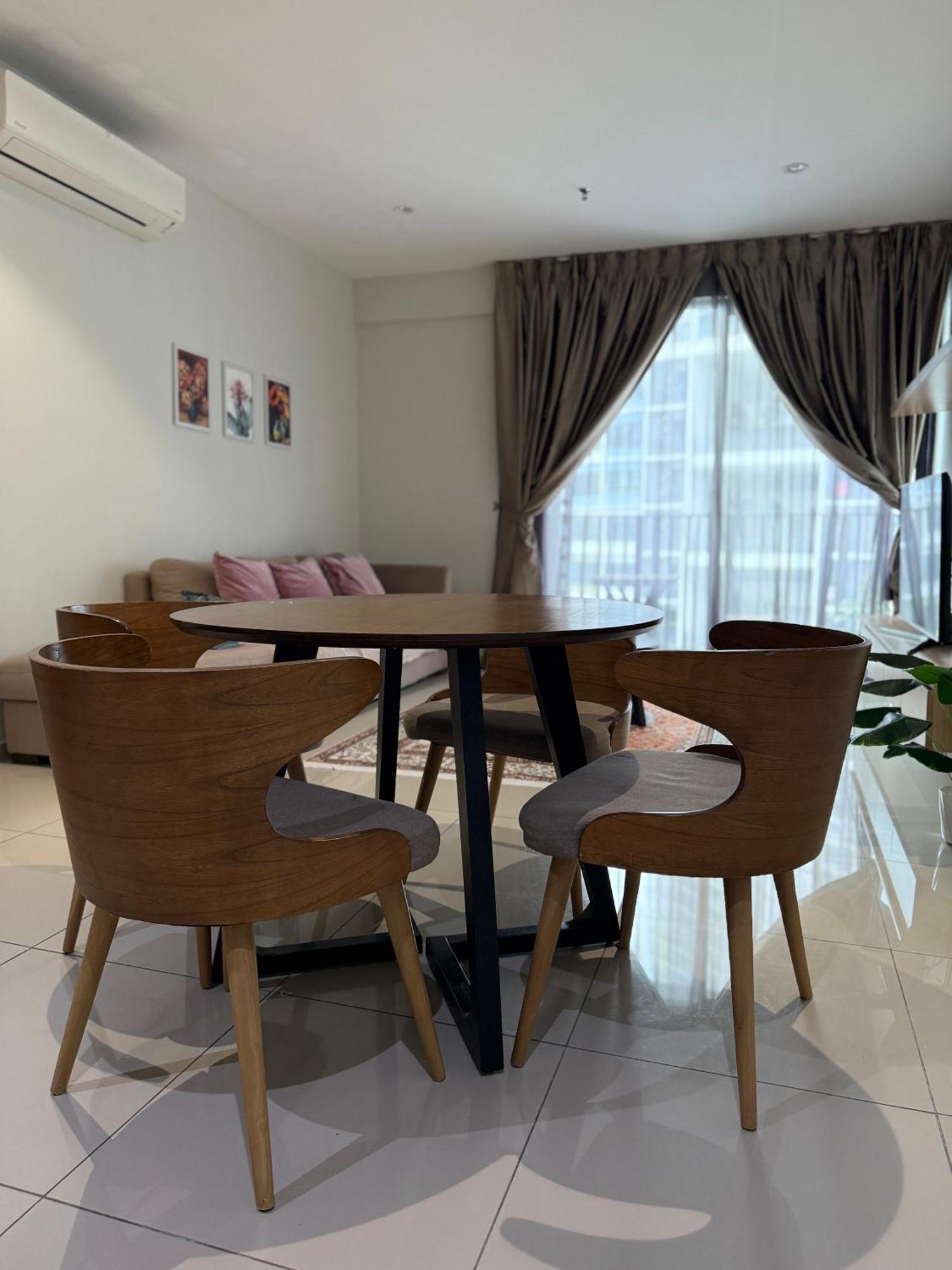 Apartment Family I-city Theme Park, Link To I-city Mall *